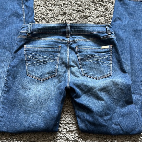 white house black market boot leg jeans - Picture 2 of 3